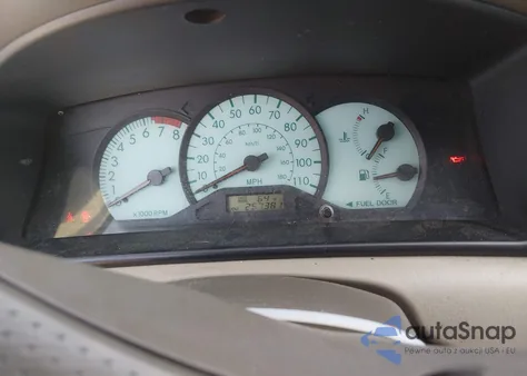 2003 Toyota Corolla Le z USA, uszkodzony, nr VIN 2T1BR32E13C145566